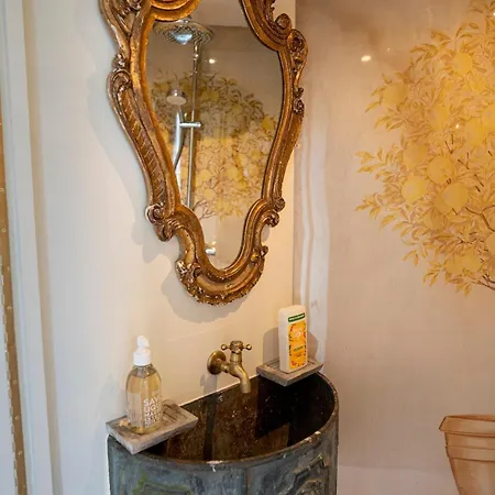 بيت للعطل La Folie